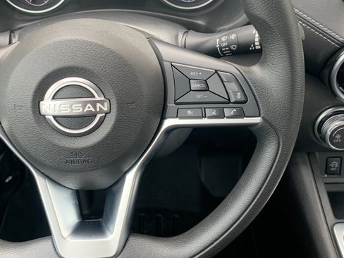 Used 2024 Nissan Sentra SV image 11