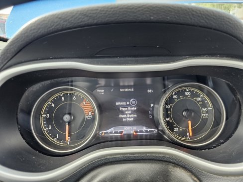 Used 2018 Jeep Cherokee Trailhawk w/ Cold Weather Group image 12