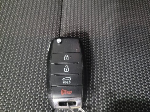 Used 2018 Kia Forte LX image 32