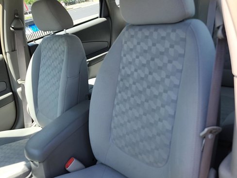 Used 2005 Chevrolet Malibu LS image 30