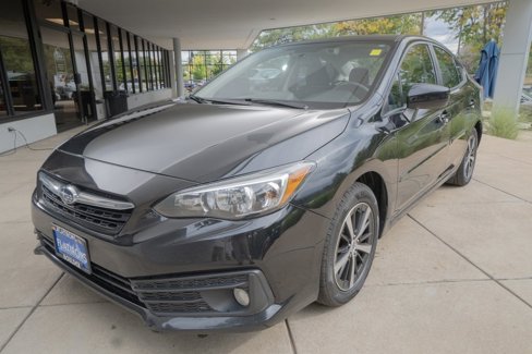 Used 2022 Subaru Impreza 2.0i Premium image 3
