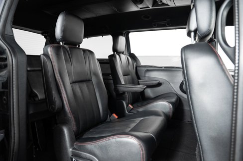 Used 2014 Dodge Grand Caravan R/T w/ Driver Convenience Group image 25