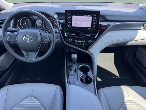 Used 2023 Toyota Camry SE image 14