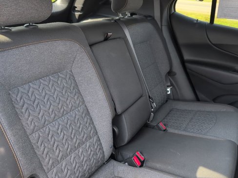 Used 2024 Chevrolet Equinox LT image 28