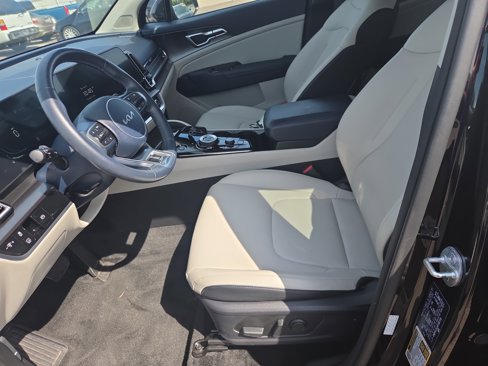 Used 2023 Kia Sportage EX image 5