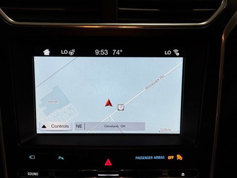 Used 2017 Ford Explorer Limited image 18