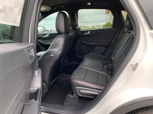 New 2025 Ford Escape ST-Line w/ Tech Pack #1 image 12