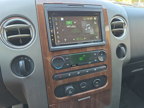 Used 2004 Ford F150 Lariat image 30