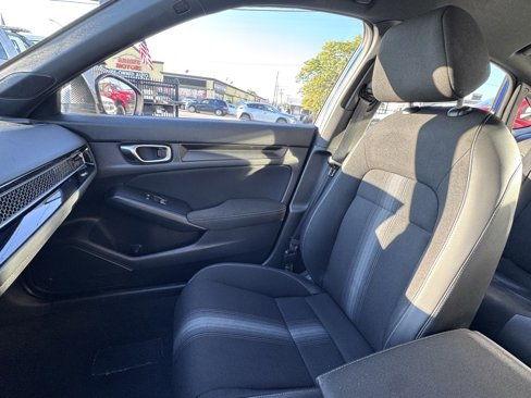 Used 2022 Honda Civic Sport image 14