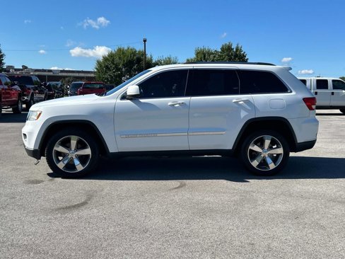 Used 2013 Jeep Grand Cherokee Laredo image 6