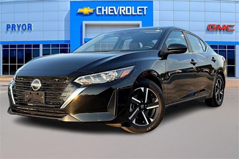 Used 2024 Nissan Sentra SV image 3
