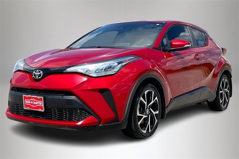 Used 2021 Toyota C-HR XLE image 3