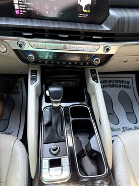 Used 2023 Kia Telluride EX w/ EX Captain's Chair Package image 20