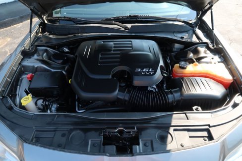 Used 2012 Chrysler 300 Limited image 12