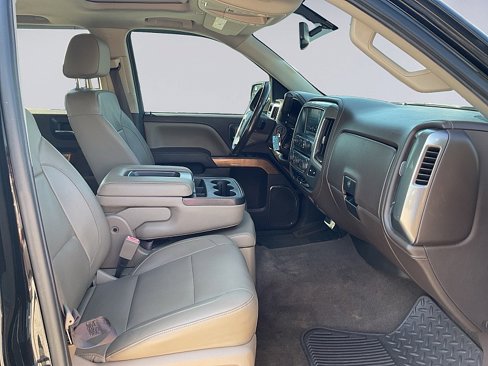 Used 2018 Chevrolet Silverado 1500 LTZ image 15