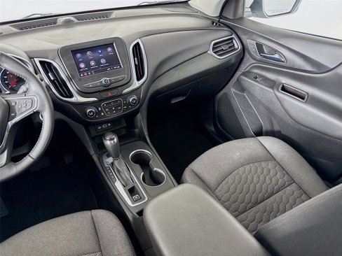 Used 2020 Chevrolet Equinox LT image 23