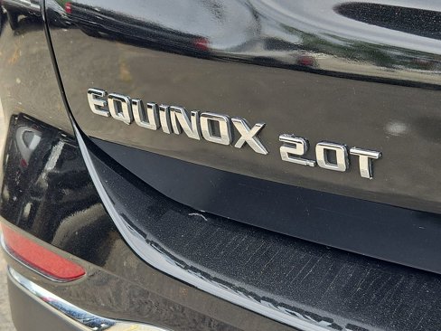 Used 2020 Chevrolet Equinox LT w/ Midnight Edition image 36