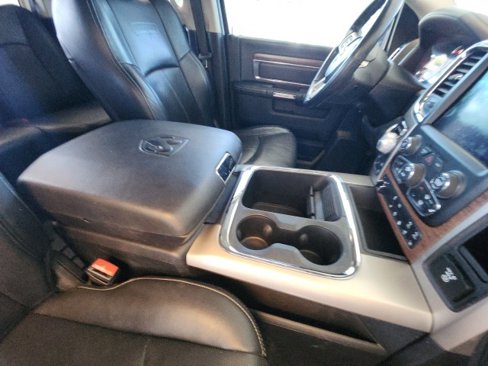 Used 2018 RAM 1500 Laramie w/ Convenience Group image 32
