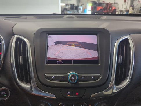 Used 2023 Chevrolet Equinox LT image 16