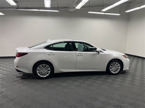 Used 2016 Lexus ES 350 image 4