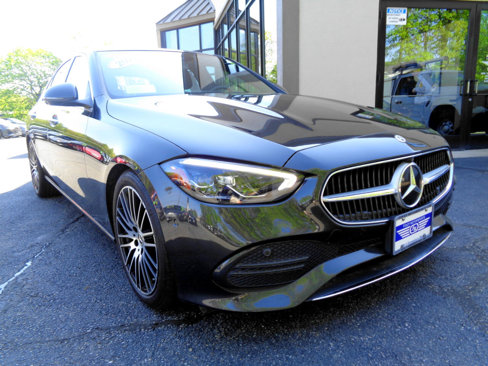 Used 2022 Mercedes-Benz C 300 4MATIC Sedan image 3