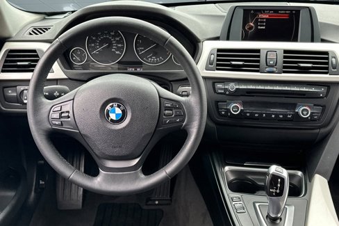Used 2015 BMW 320i Sedan image 27