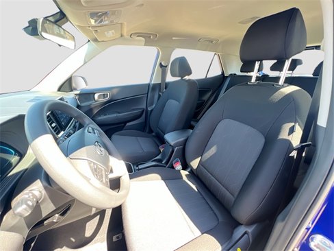 New 2025 Hyundai Venue SE image 19