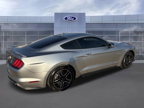 Used 2020 Ford Mustang GT Premium image 5