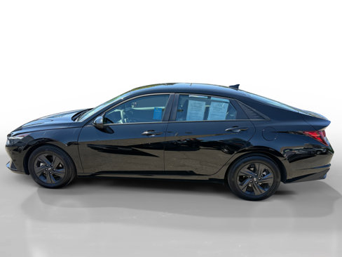 Certified 2023 Hyundai Elantra SEL image 2