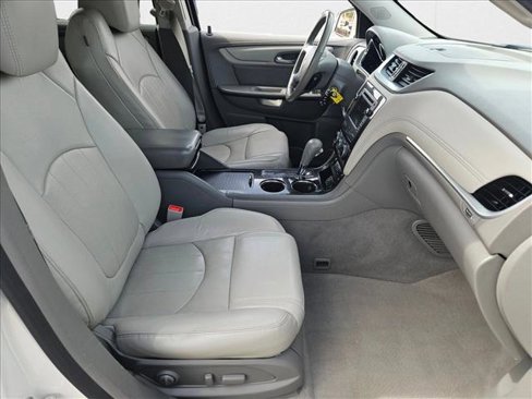 Used 2015 Chevrolet Traverse LTZ image 22
