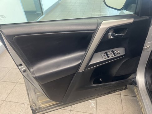 Used 2017 Toyota RAV4 XLE image 16