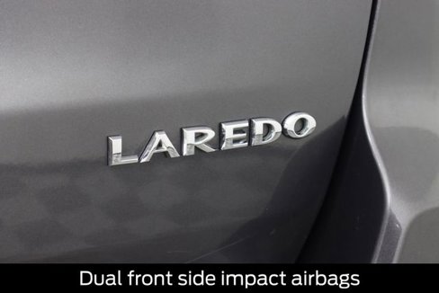 Used 2016 Jeep Grand Cherokee Laredo image 26