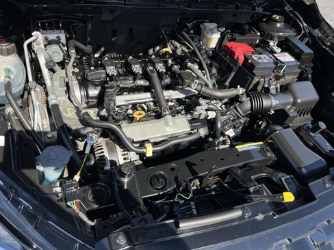 Used 2023 Nissan Kicks SR image 26