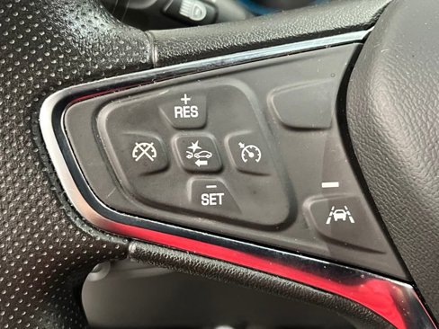 Used 2023 Chevrolet Equinox LT image 40