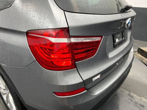 Used 2017 BMW X3 xDrive28i image 18