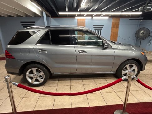 Used 2016 Mercedes-Benz GLE 350 w/ Premium Package image 5