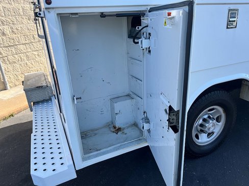 Used 2019 Chevrolet Express 3500 w/ Power Convenience Package image 25