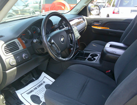 Used 2009 Chevrolet Avalanche LT image 37