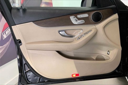 Used 2019 Mercedes-Benz C 300 4MATIC Sedan w/ Premium Package image 27