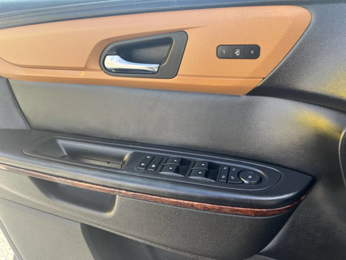 Used 2013 Chevrolet Traverse LTZ image 11