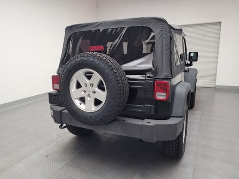 Used 2013 Jeep Wrangler Sport image 7