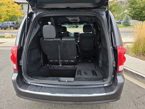 Used 2017 Dodge Grand Caravan GT image 14