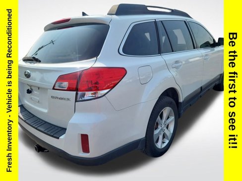 Used 2013 Subaru Outback 2.5i Limited image 5