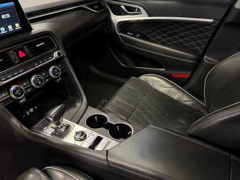 Used 2019 Genesis G70 3.3T Advanced w/ Prestige Package image 14