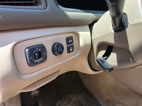 Used 2001 Lexus ES 330 image 14