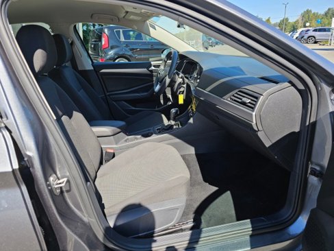 Used 2019 Volkswagen Jetta S w/ Driver Assistance Package image 11