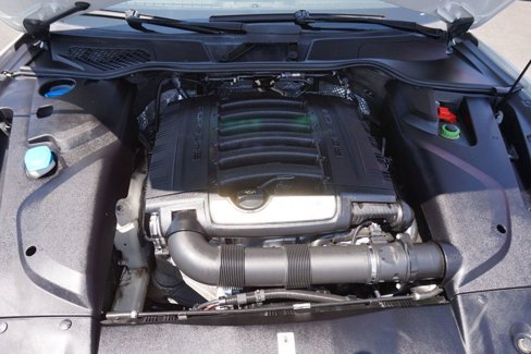 Used 2016 Porsche Cayenne image 10