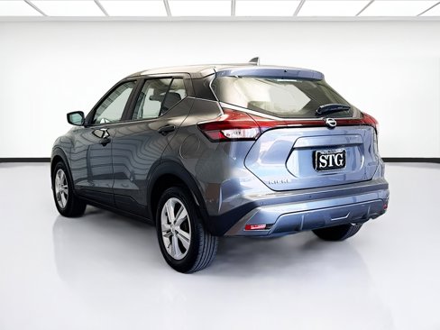 Used 2023 Nissan Kicks S image 6