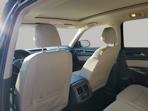 Used 2018 Volkswagen Atlas SEL w/ R-Line Package image 18