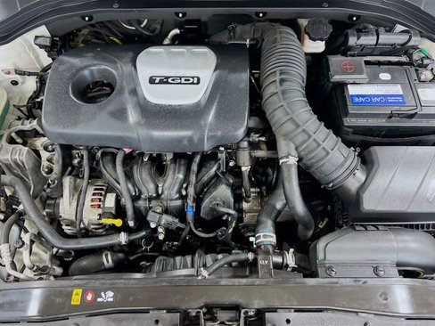Used 2017 Hyundai Elantra Sport image 28